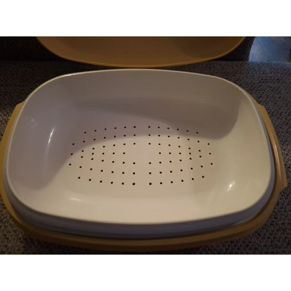Vintage 1970's Tupperware Harvest Gold Steamer Model #1273‎